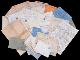 cca 1910-1940 Egy doboznyi vegyes irat, nyomtatvány és fejléces levél. Kb 60 db