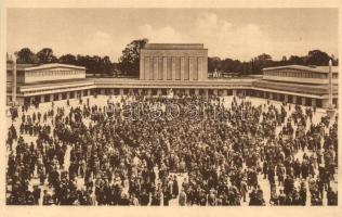 1927 Magdeburg, Deutsche Theaterausstellung, Platzkonzert auf dem Ehrenhof / German theater exhibition, concert