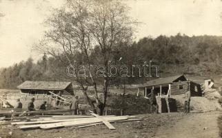 Magyar katonák táborépítés közben / Hungarian campsite construction, WWI military, photo