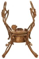 Szecessziós réz teáskanna-tartó, m: 19,5 cm /

Art nouveau copper kettle-holder, h: 19,5 cm