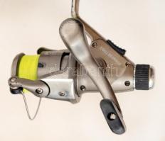 Horgász tétel: 1 db teleszkópos 280 cm-es, DHIWa 7950-27 típusú horgászbot VISION orsóval + 1 db tar...