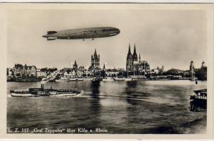 "Graf Zeppelin"  über Köln