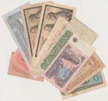 30db vegyes külföldi bankjegy T:vegyes
30pcs of various banknotes C:mixed