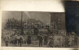 9 db RÉGI fotó képeslap, mozdonyok, vasút, jó minőségű, megíratlan lapok / 9 old motive cards, locom...