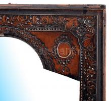 Régi tükör, gazdagon díszített réz keretben, bársony hátlappal, 23×18×1,5 cm