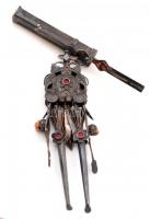 2 db antik kis kés ezüst (Ag.) markolattal, ezüst (Ag.) tokban, az egyik zománc berakással, másikon ...