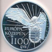 Kósa István (1953-) 2000. "Európa Közepén 1100 éve" Ag emlékérem tokban tanúsítvánnyal (31,25g/0.999/42,5mm) T:PP fo.