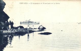 Portbou, El torpedero no 19 anclado en la Bahia / torpedo boat anchored in the bay