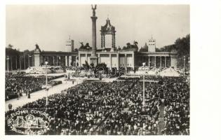 Budapest - 9 db régi városképes lap: XXXIV. Nemzetközi Eucharisztikus Kongresszus, Szent István körmenet, Szent Jobb, Horthy, So. Stpl