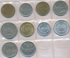 160db-os vegyes hobbi fémpénz gyűjtemény 4 érmetartó albumban, főleg magyar darabok, néhány külföldi...