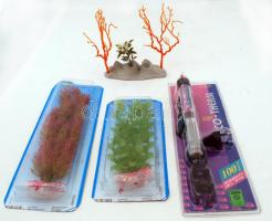 Nagy akvárium tétel: 1 db új filtráló, 3 db vízinövény, 2 db hőmérő 2 db porlasztó, új fűtőautomata,...