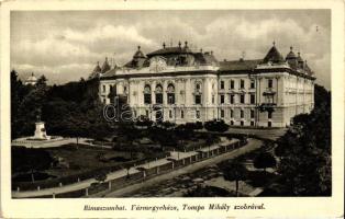 Lőcse, Vármegyeház, Tompa Mihály szobra  / county hall, statue