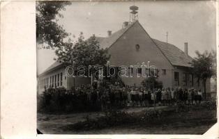 Budapest XVII. Rákoskert, Elemi népiskola, diákok csoportképe photo (EK)