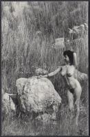 cca 1978 Természeti formák gazdagsága, finoman erotikus fénykép, 14x9 cm / cca 1978 Erotic photo, 14x9 cm