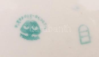 Victoria mitológia jelenetet ábrázoló porcelán süteményes tányér, 2db, Csehszlovákia, jelzett, kopás...