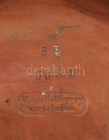 Antik, fajansz, fali dísztányér, formába nyomott, kézzel festett, kisebb kopásnyomokkal, d:30cm