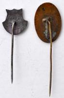 1935.I.27. Fém kitűző hátoldalon "DARS ZAGREB" gyártói jelzéssel + ~1980. "MOSZ"...