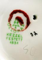 Hollóházi hegedülő porcelán kisfiú, kézzel festett, jelzett, hibátlan, m: 14 cm