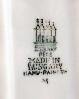 Zsolnay porcelán foxterrier, kézzel festett, jelzett, m: 9,5 cm