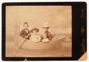 cca 1890 Carlo Zamboni: A legfiatalabb matrózok Fiume-ban, keményhátú fénykép, a karton sarkán és szélén sérült, 11x16 cm