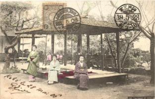 Suwa, Tea house, geishas