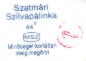 Hollóházi pálinkás palack, matricás, jelzett, hibátlan, "Szatmári szilvapálinka" feliratta...