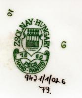 Zsolnay kézzel festett pillangós virágmintás ékszertartó doboz, hibátlan, jelzett, / Handpainted Zso...