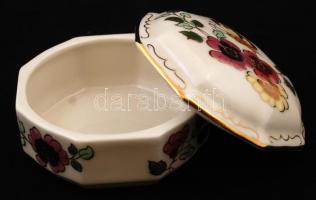 Zsolnay kézzel festett pillangós virágmintás, nyolcszögletű ékszertartó doboz, hibátlan, jelzett, / ...
