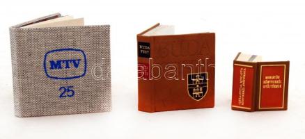 3 db minikönyv: MTV 25.  Magyar Televízió 1957-1982. Bp., 1982. Sok színes képpel, vászonkötésben, kicsit sérült műanyag védőtokkal, jó állapotban.; Janka Gyula: Miniatűr könyvekről gyűjtőknek. Bp., 1973, Műszaki Könyvkiadó. Magyar, angol, orosz, német nyelven. Műbőr kötésben, jó állapotban.; Budapest 1873-1973. Összeáll.: Gerelyes Ede. Bp., 1972, Kossuth Könyvkiadó. Műbőr kötésben, papír védőtokkal, jó állapotban.
