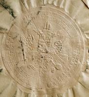 1852 A Pozsonyi Kerületi Főtörvényszék német nyelvű ítéletlevele peres ügyben, rányomott szárazpecsé...