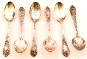 6 db indamintával díszített ezüstözött kanál, jelzett, dobozban, h: 14 cm