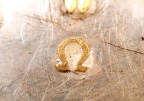 cca 1950 Arany omega karóra. 14 K arany tokkal, nem működő szerkezettel / Golden watch 14 C. Needs r...