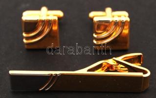 Aranyszínű mandzsettagombok és nyakkendőtű tokban, jó állapotban