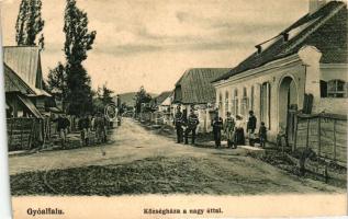Gyergyóalfalu, Községháza, nagy út, csendőrök,  kiadja Réthy Balázs / town hall, street, gendarmes (vágott / cut)
