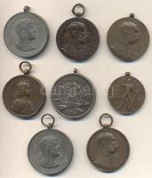 Vegyes militária és falerisztika tétel 8db medállal, mellszalagok nélkül, közte 1938. "Felvidéki Emlékérem - II. Rákóczi Ferenc" Br emlékérem, 1940. "Erdélyi részek felszabadulásának emlékére" cink emlékérem T:vegyes