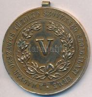 1904-. "A Magyar Országos Tűzoltó Szövetség V éves Szolgálati Érme" aranyozott Br kitüntetés szalag nélkül T:2,2- ph. Hungary 1904-. "The Hungarian Fireman Association, V years service medal" gilt Br decoration without ribbon C:XF,VF edge error