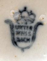 Unterweissbach fekete porcelán bonbonier, hibátlan, jelzett, m: 13 cm, d: 12 cm