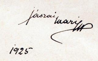 Jászai Mari (1850-1926) magyar színésznő, a Nemzeti Színház nagyasszonya, az egyik legnagyobb magyar tragika. Aláírás írólapon.