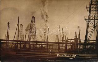 1929 Moreni, Great oil fire at the petroleum field; Foto Rudolf photo