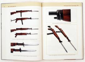 Eötvös Péter-Hatala András-Soós Péter: A király géppisztoly. Bp., 2014, Zrínyi Könyvkiadó. Kiadói  k...