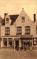 Bruges, Dentelliere de Beguinage, H. Slabnick-Mulier / lacemaker shop (fa)
