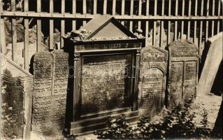 Praha, Prague; Altneusynagoge / Old-New Synagogue photo - 5 old postcards