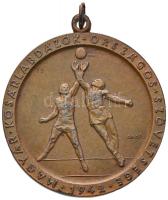 Arató Gyula (1889-1969) 1943. "Magyar Kosárlabdázók Országos Szövetsége 1942" bronzozott fém díjérem (50mm) T:2-