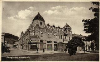 Sátoraljaújhely, Wekerle tér, Hitelbank, Szabó Pál üzlete (EK)