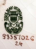 Zsolnay pillangó mintás tálka kézzel festett, hibátlan, jelzett, d:12,5 cm