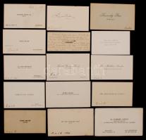 cca 1927-1931 Erdélyi, döntően kolozsvári névjegykártya-gyűjtemény neves személyiségektől(Majláth Gusztáv Károly erdélyi püspök, Nyírő József író, Dr. Makkai Sándor erdélyi református püspök, Dr. Gróf Bethlen György stb.), többön kézzel írt üzenetekkel neves személyiségektől