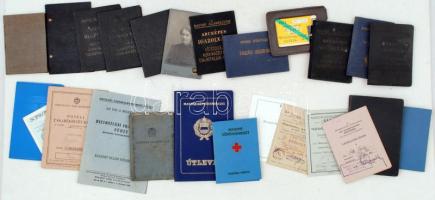 cca 1930-1985 Nagy okmány tétel: Magyar Királyi/Magyar Államvasutak fényképes igazolvány, Vöröskereszt tagsági könyv, magyar útlevél stb.