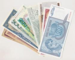 30db-os vegyes magyar és külföldi bankjegy tétel, közte szebb darabokkal is T:vegyes