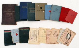 cca 1950-1970 Vegyes okmány tétel: tagsági könyvek, igazolványok, stb., összesen 22 db