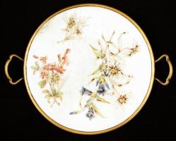 Kerek virágmotívumos porcelán tálka, fém kerettel és fülekkel, jelzett, kopásnyomokkal, d: 22,5 cm